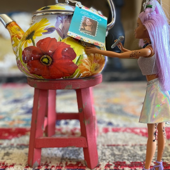 Pioneer Woman Flower Garden Tea Kettle 2.3 qt NWT never used - Picture 5 of 12